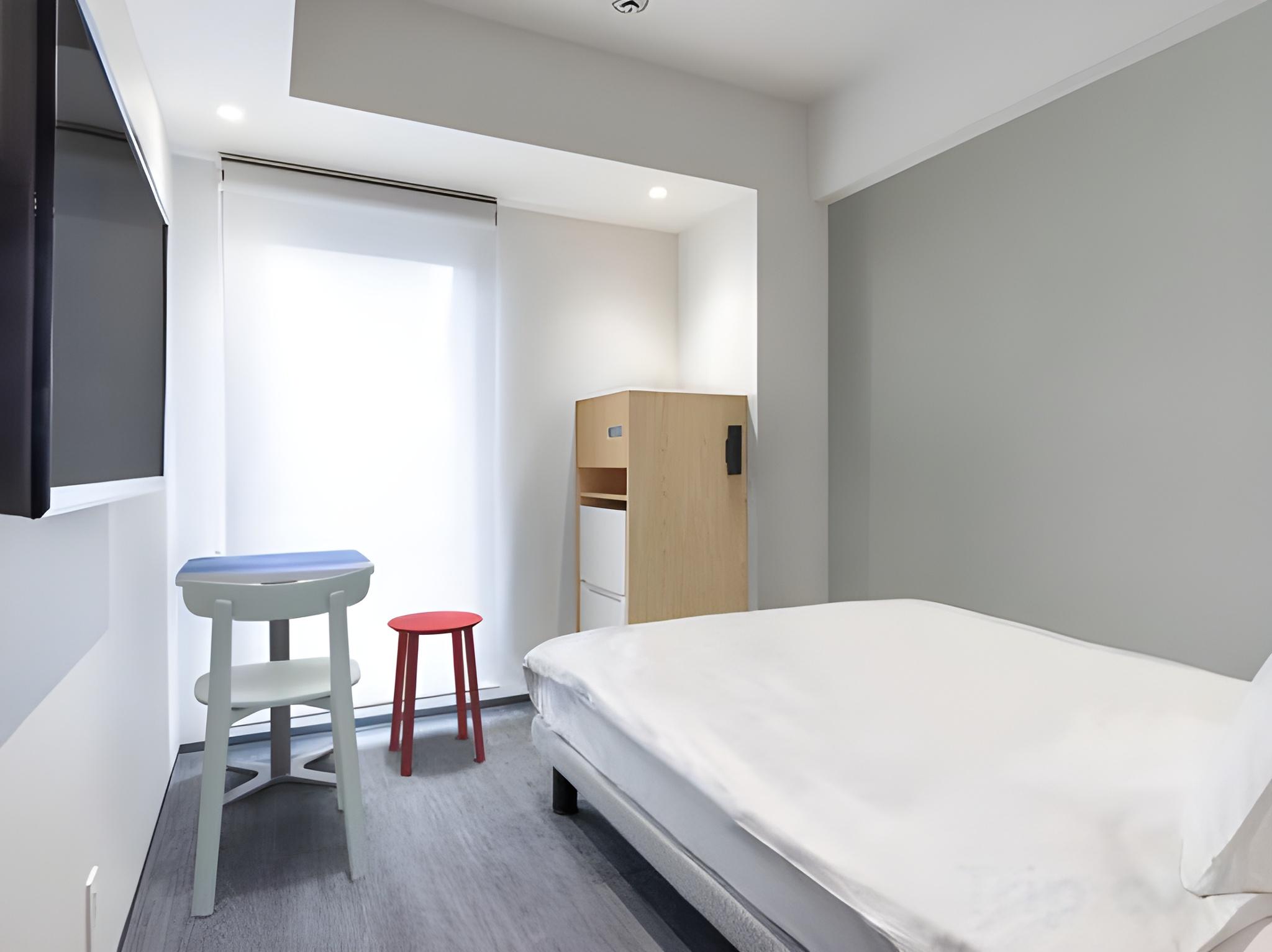 Smart, Double Bed
