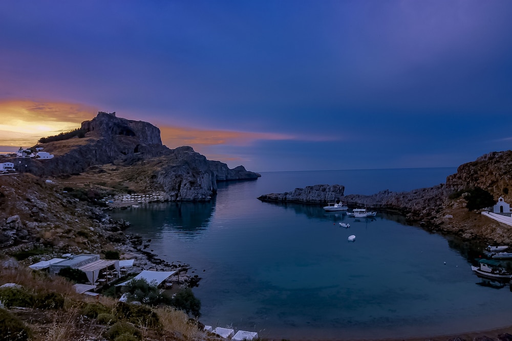 HOTEL LINDOS DIAMOND EXCLUSIVE VILLA photo2