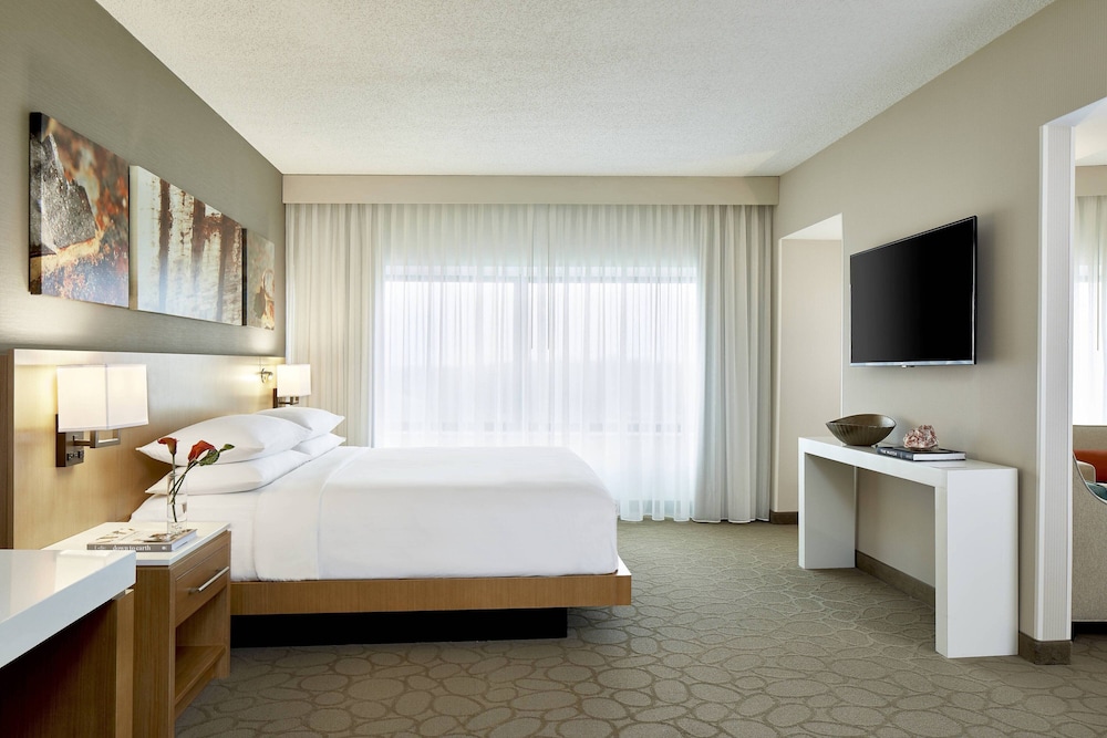Renaissance Chicago Glenview Suites Hotel 10/72