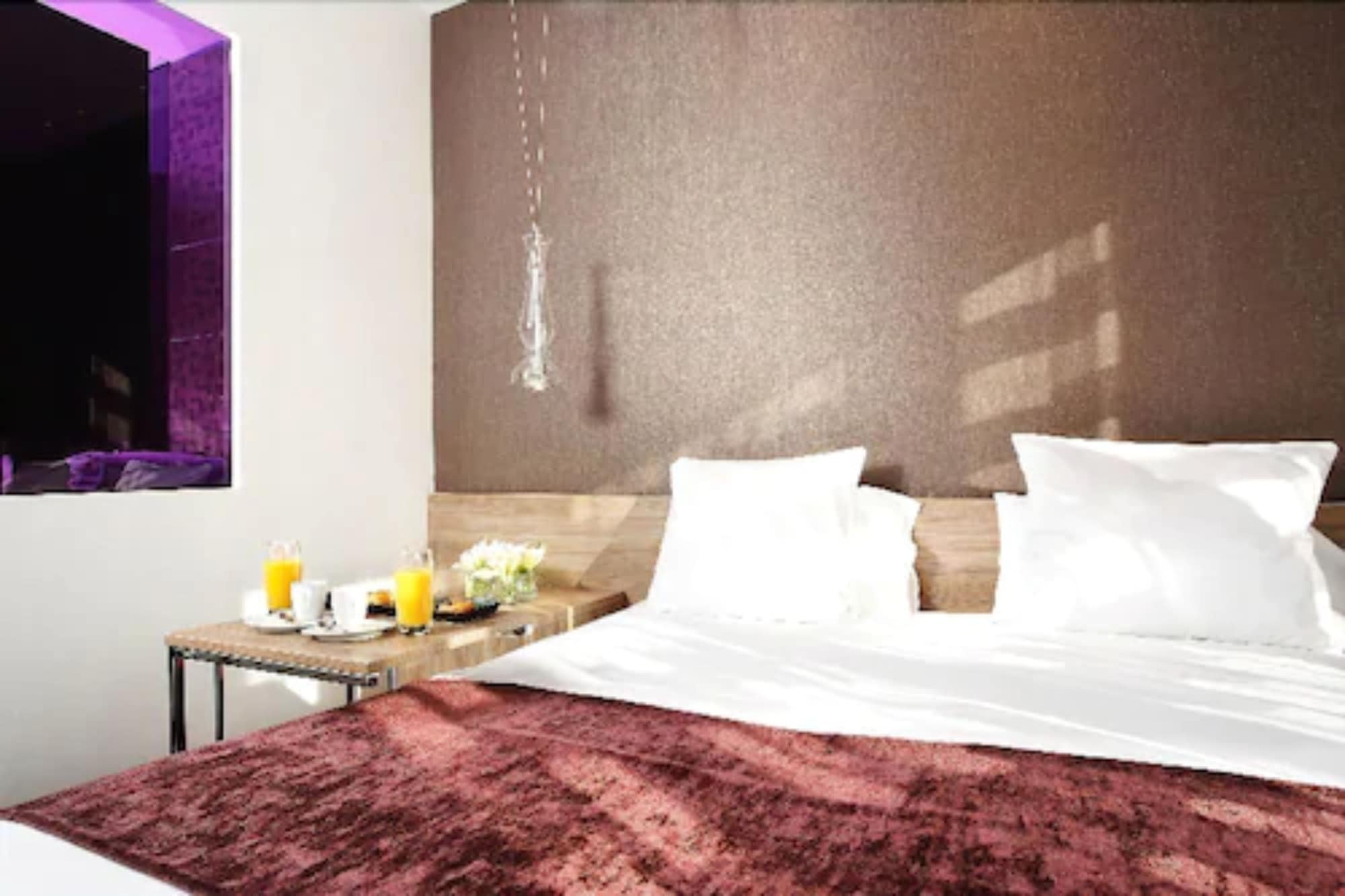 STANDARD, KING BED