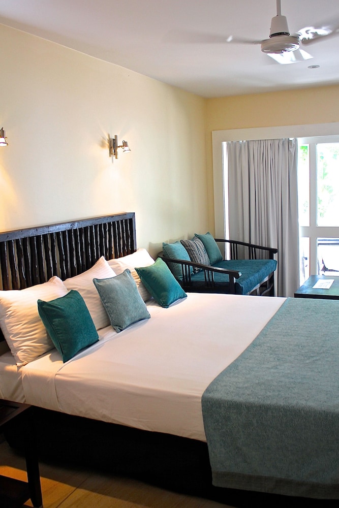 Nakelo Treasure Island Resort and Spa 10/46