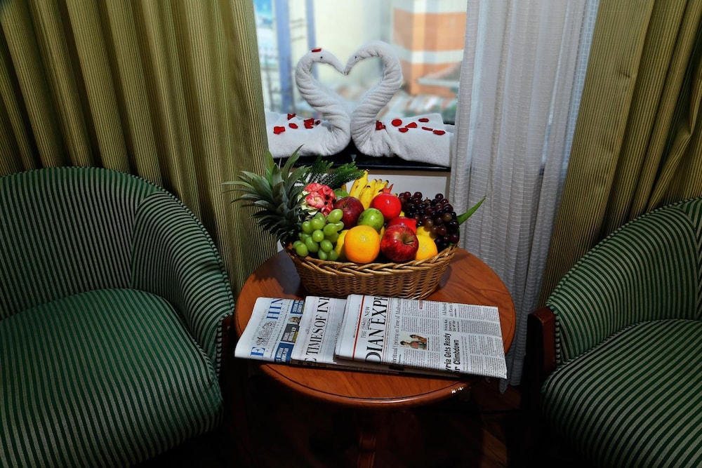 Gokulam Park Inn 31/57