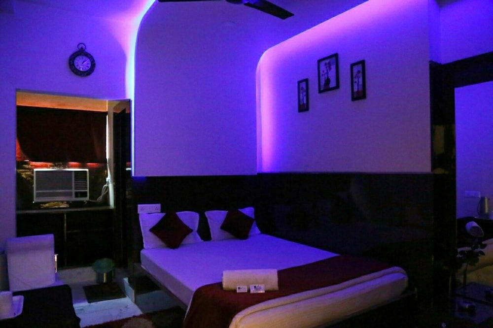 Holidei Inn 23/40