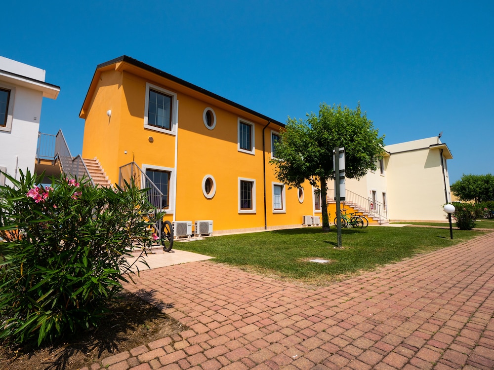 Gasparina Village Campground 45/50