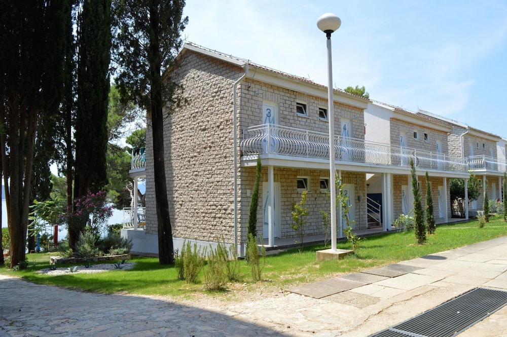 Bellevue Maradiso Village by Aminess