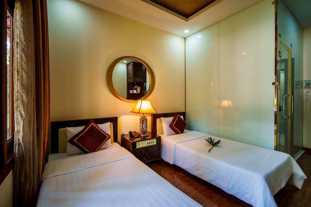 Minera Hot Springs Binh Chau 24/71