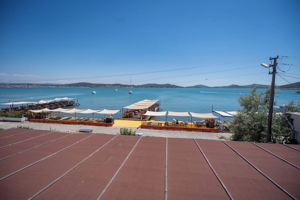 Hotel Deniz 43/64