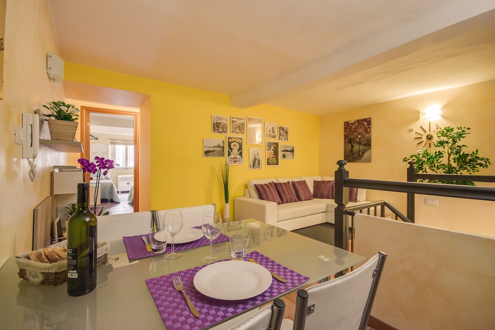Rome King Suite 53/69