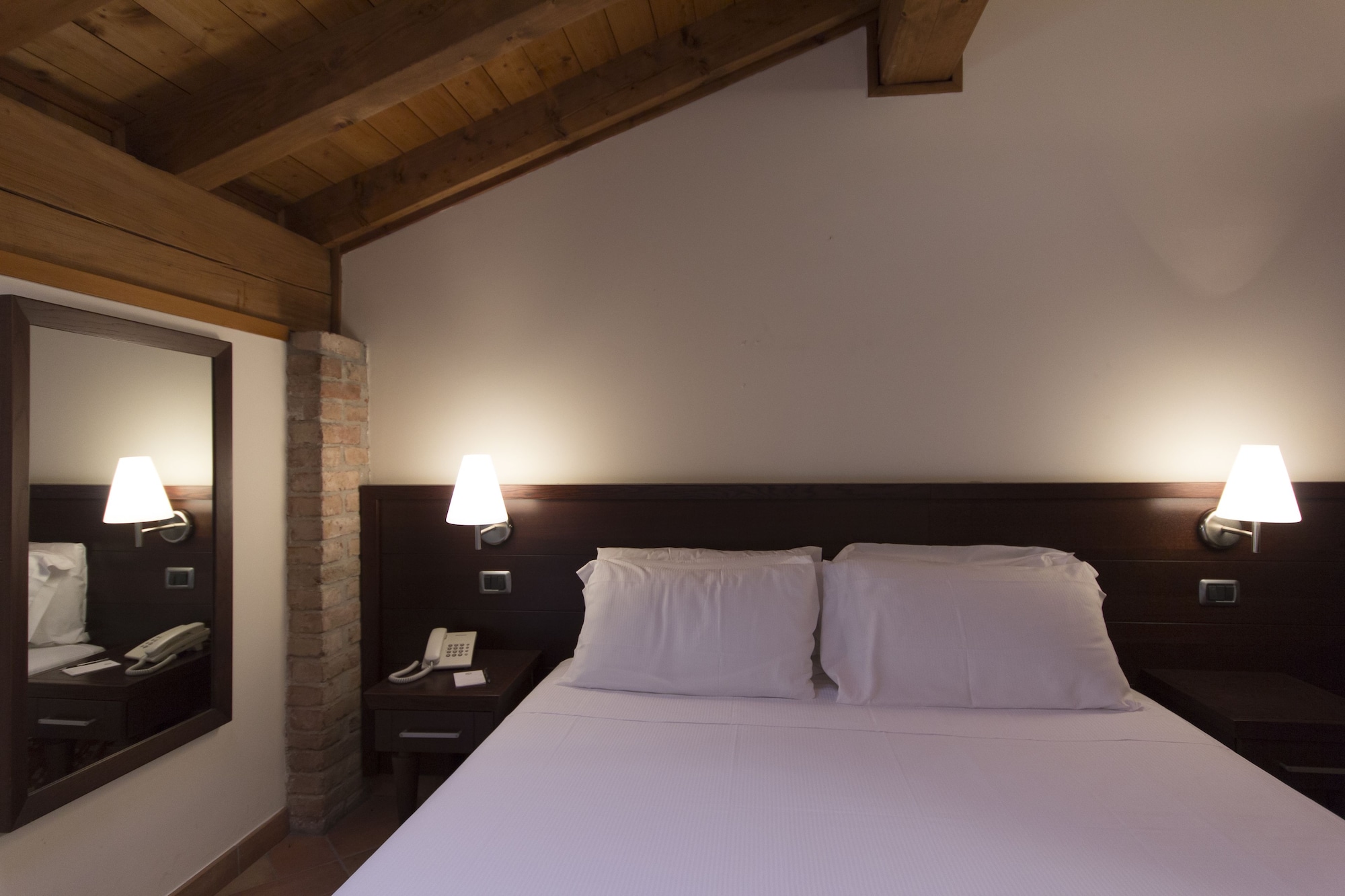 غرفة مفردة بسرير مزدوج، Country Hotel Castelbarco 2/4