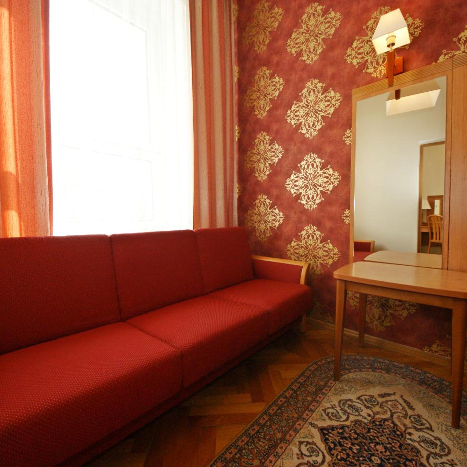 Zamkowy 24/50