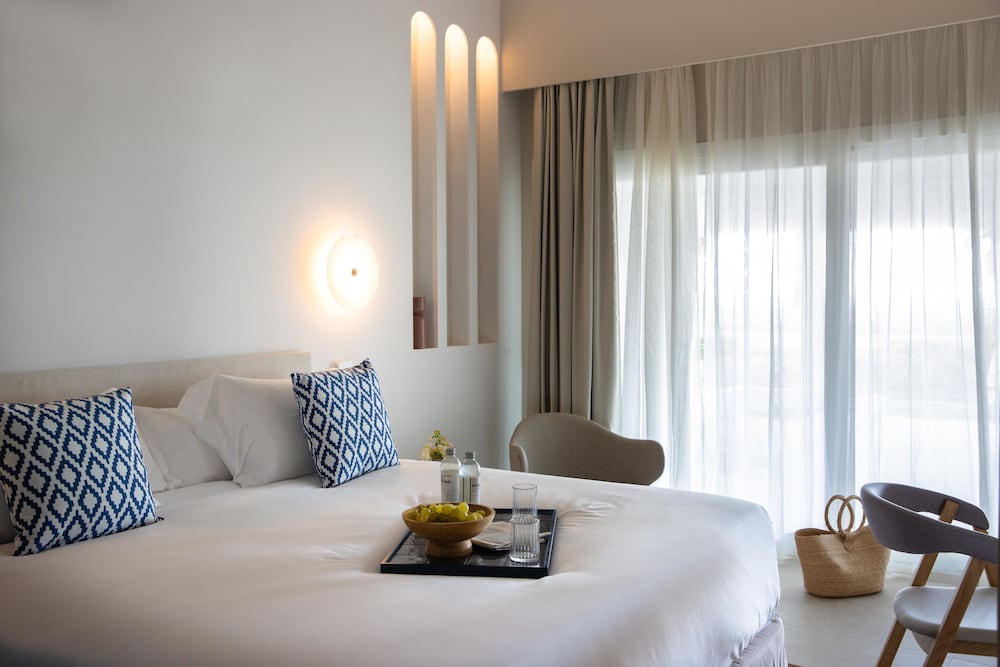 Garden, Beach, Suite, King Bed, Sofa, Private Pool