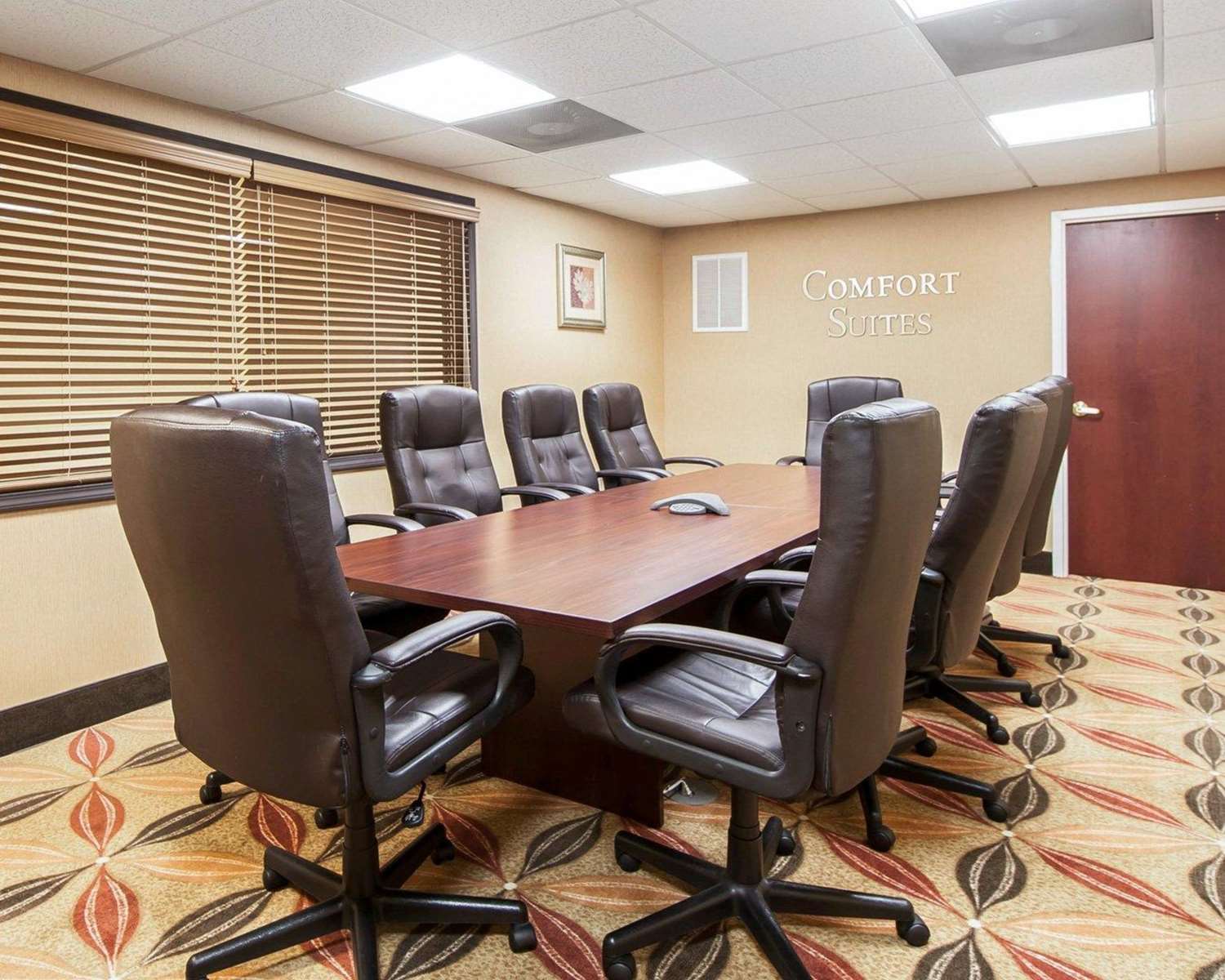Comfort Suites Rome 18/21