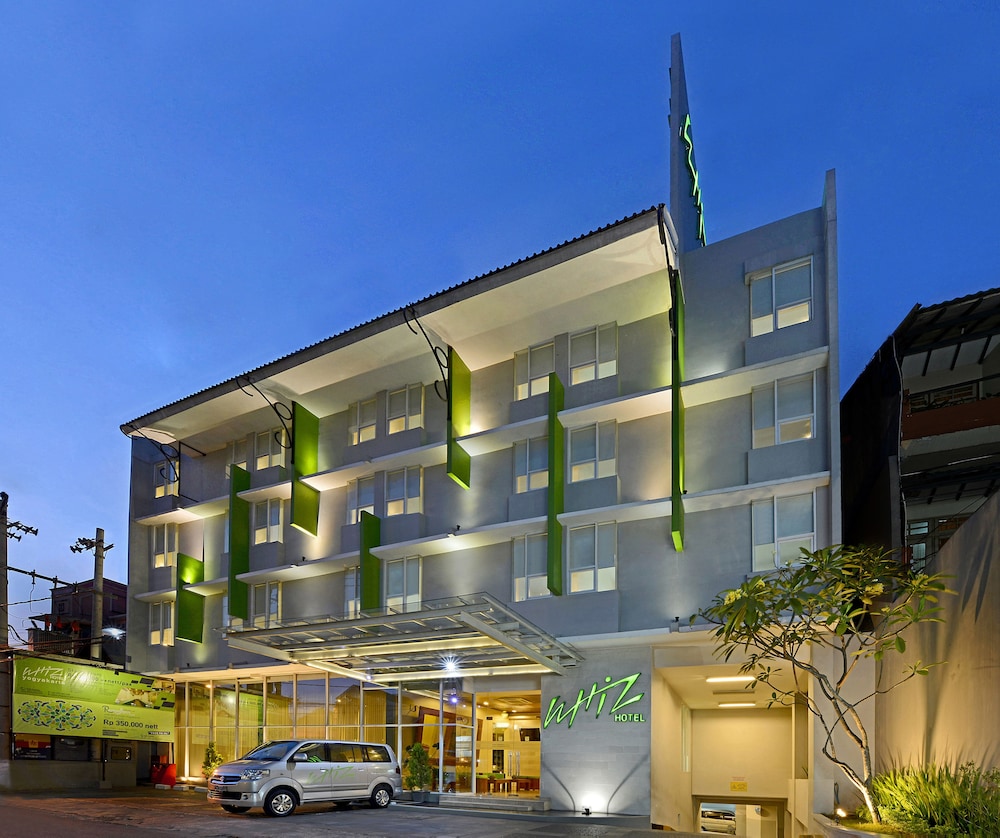 Whiz Hotel Malioboro Yogyakarta 2/48
