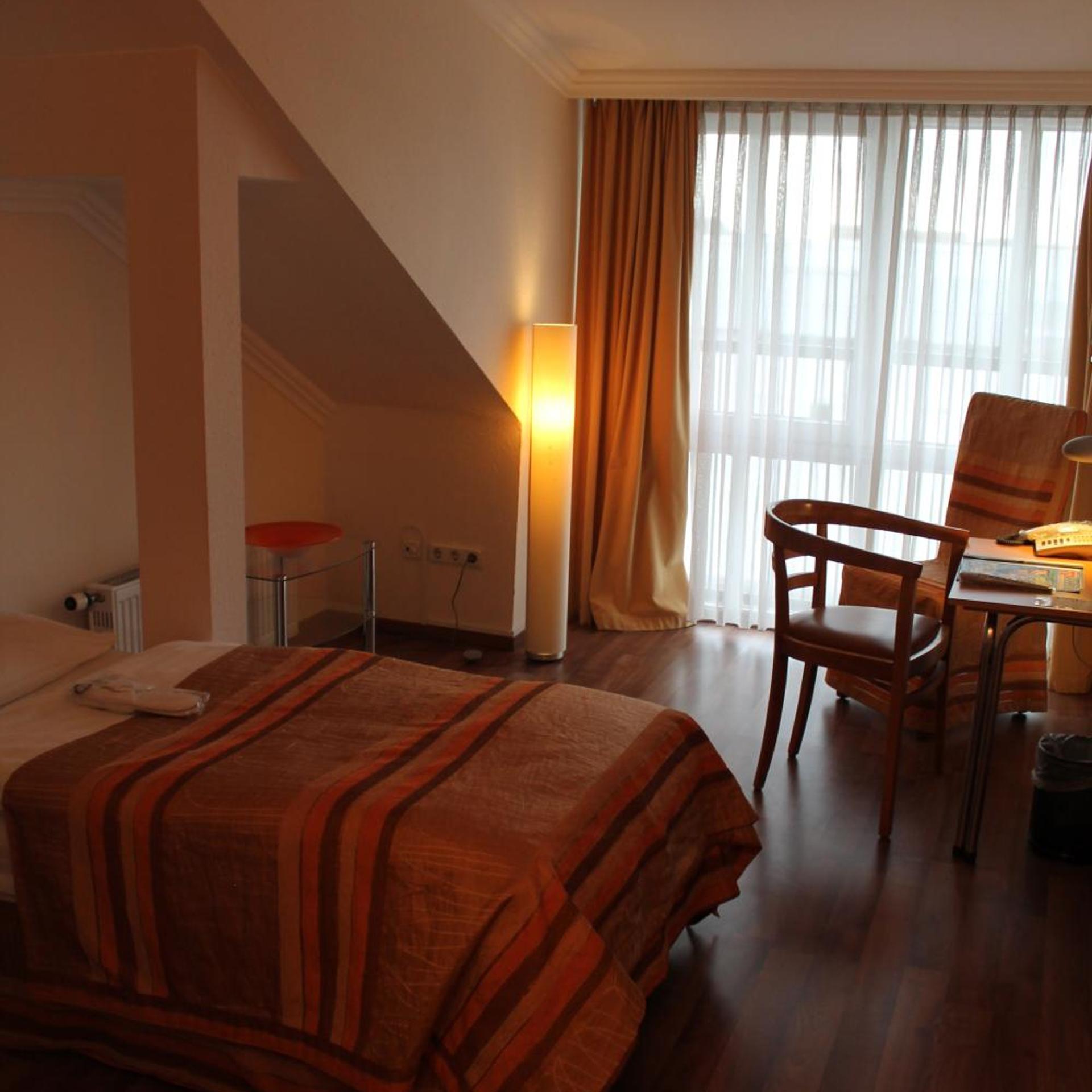 غرفة مفردة، STADT HOTEL Iserlohn 3/6