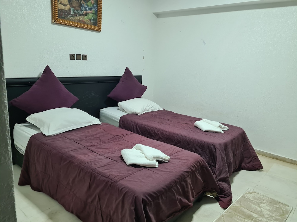 Appart Hotel Larbi 12/45