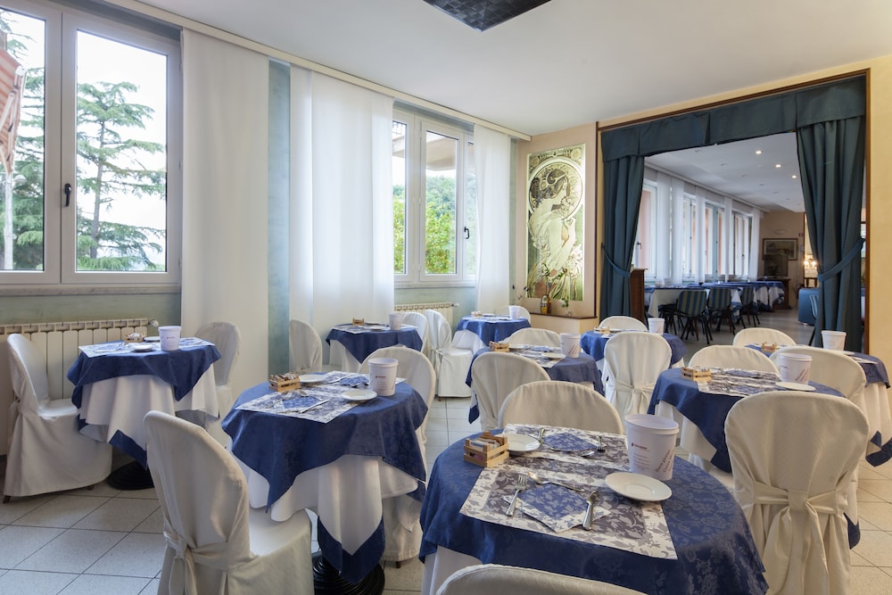 Hotel Nella 29/44