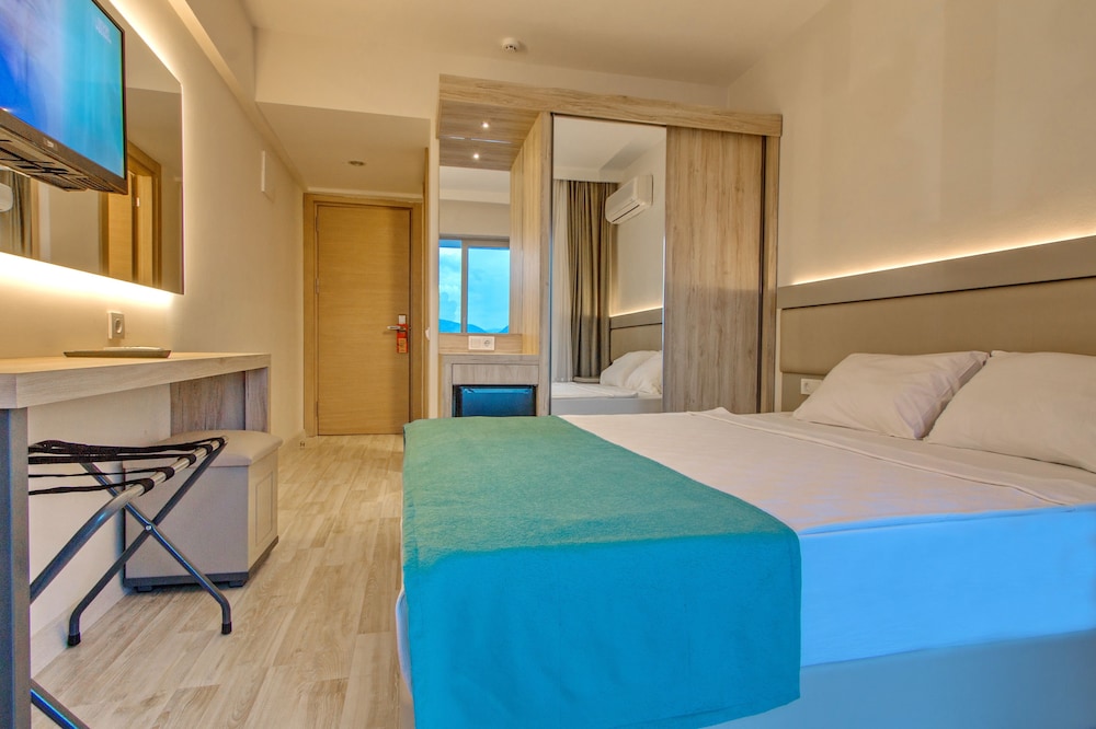 PALMEA HOTEL 33/46