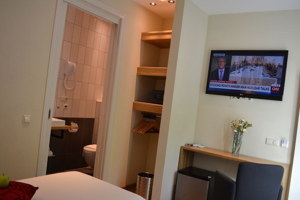 Alp Hotel Amsterdam 26/50
