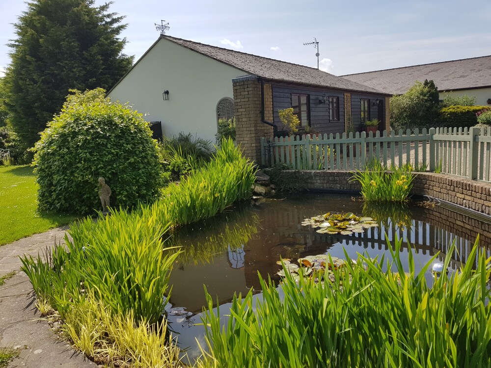 Holiday Cottages At Hawthorn Farm 34/50