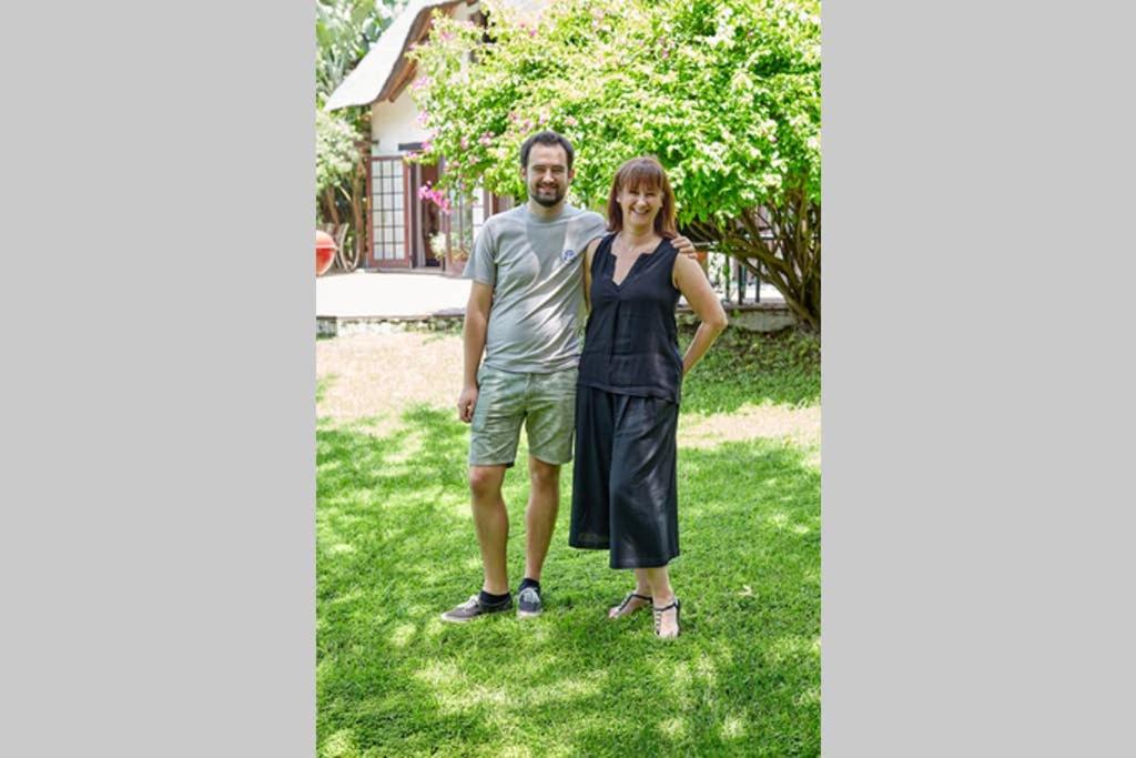 41 Ridge Self-catering Cottages 42/50