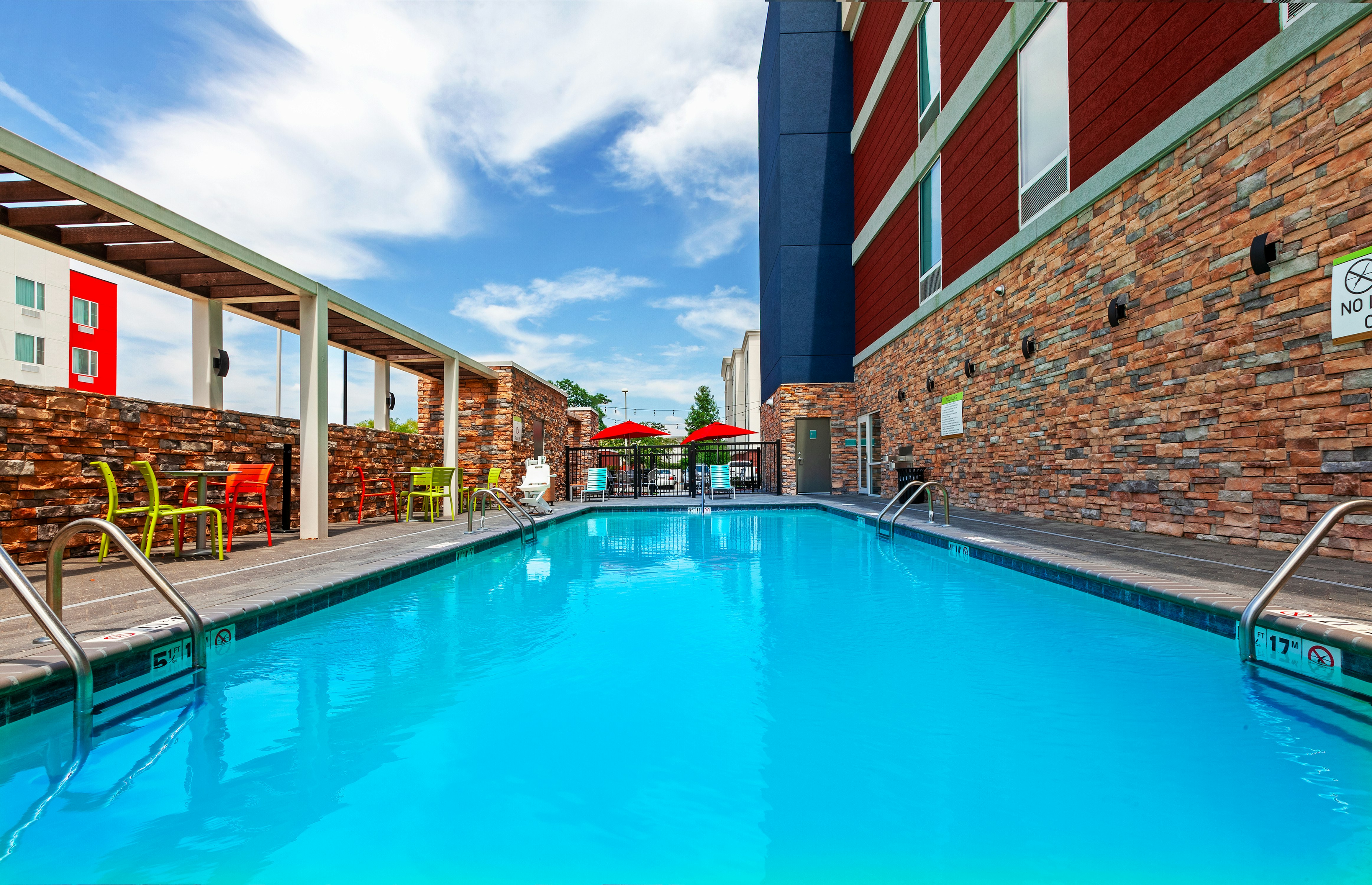 Home2 Suites By Hilton Gonzales 60/60