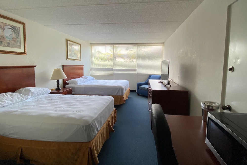 Miami Gardens Inn and Suites 11/30