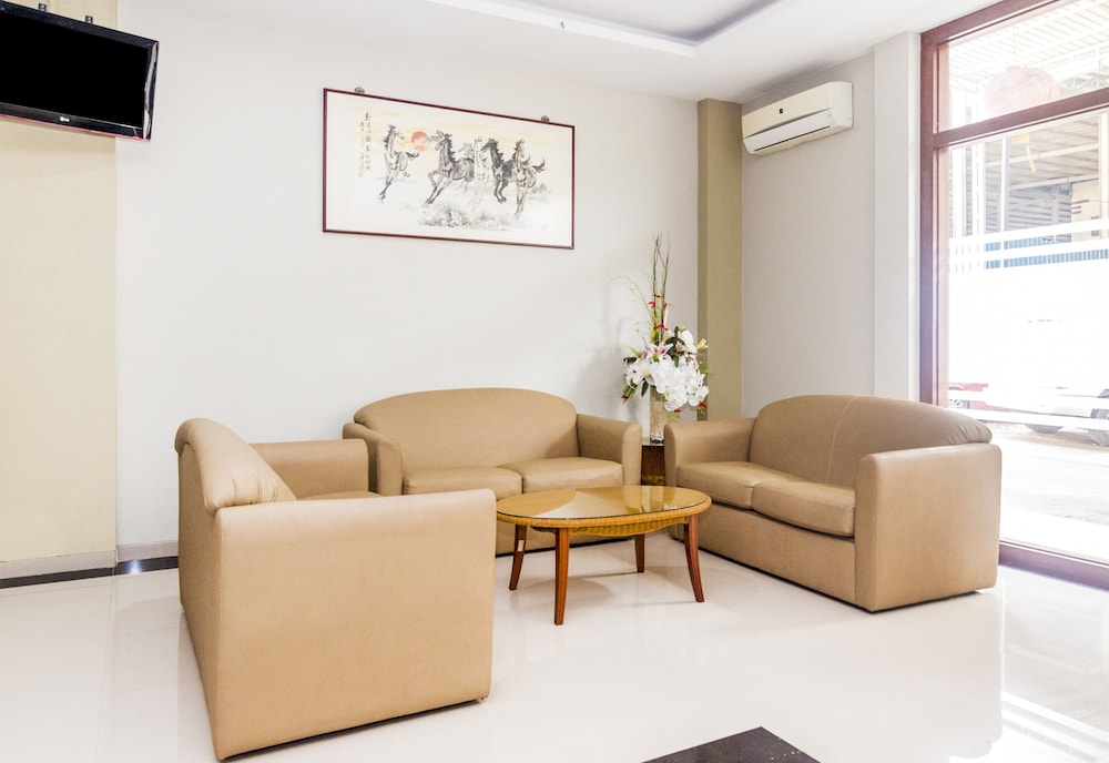 Oyo 1867 Kara Guest House 31/43