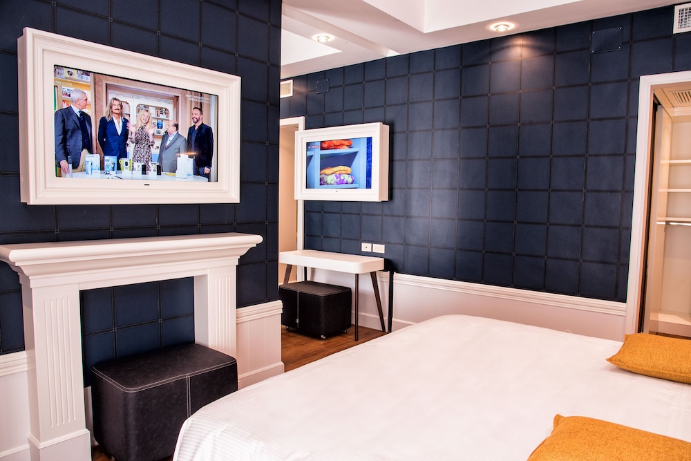 Liberty, Suite