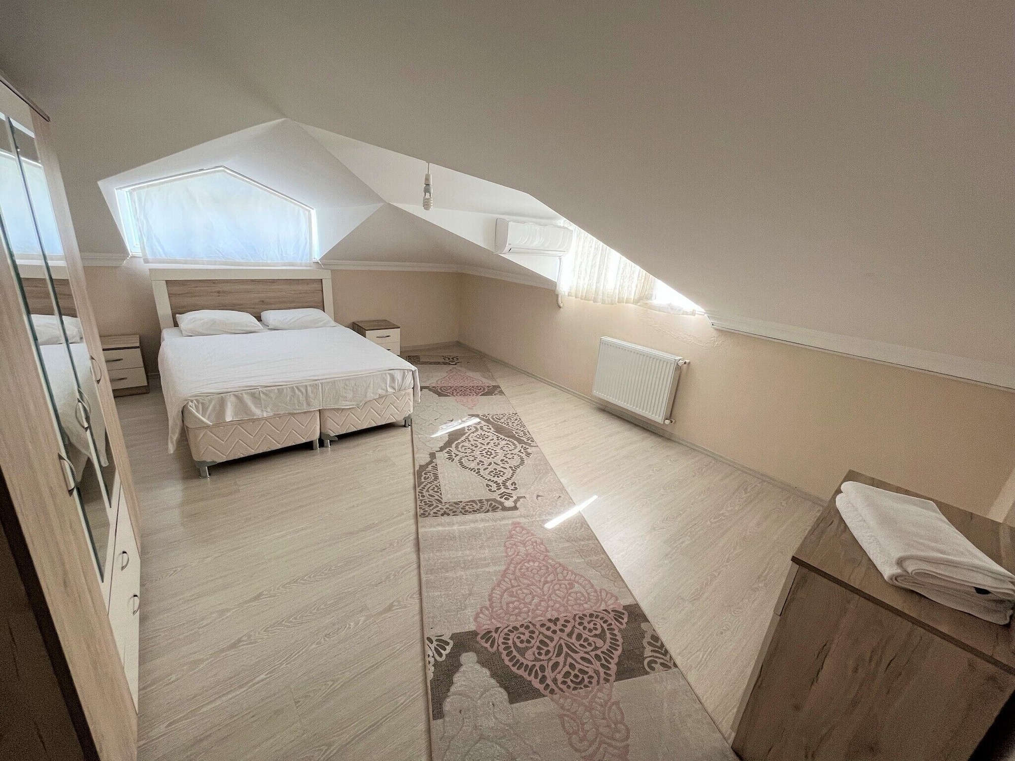 COMFORT, APARTMENT