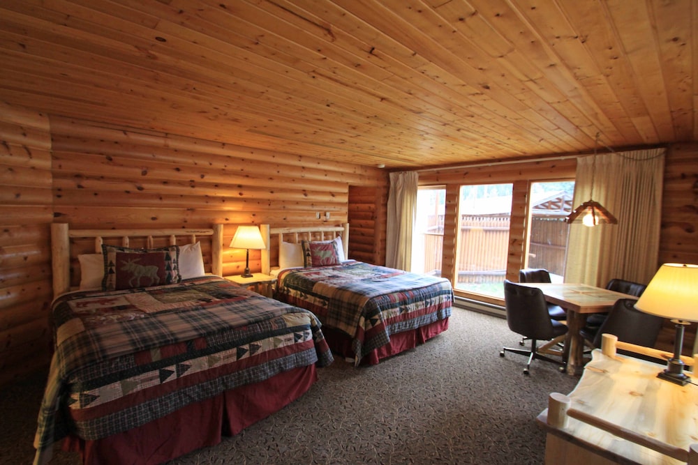 The Lodge At Lolo Hot Springs 13/50