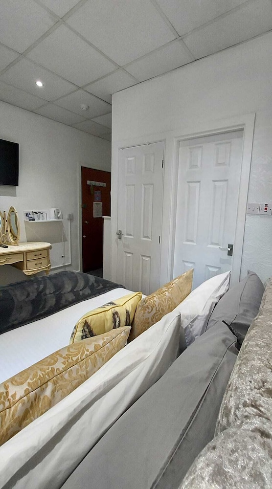 Rock Dene Hotel - Guest House 13/50