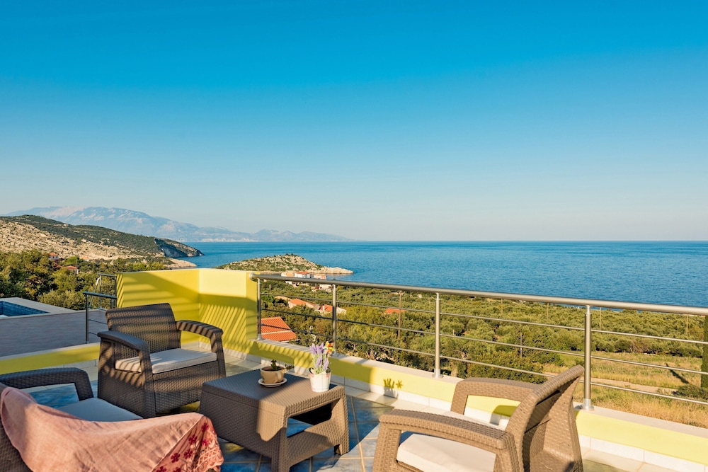 Nisaki Villa 29/40
