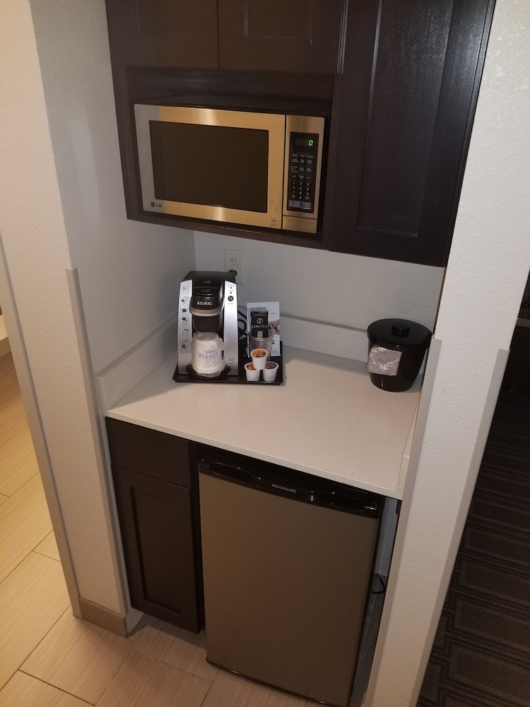 Holiday Inn Express & Suites Ann Arbor West, an IHG Hotel 8/43