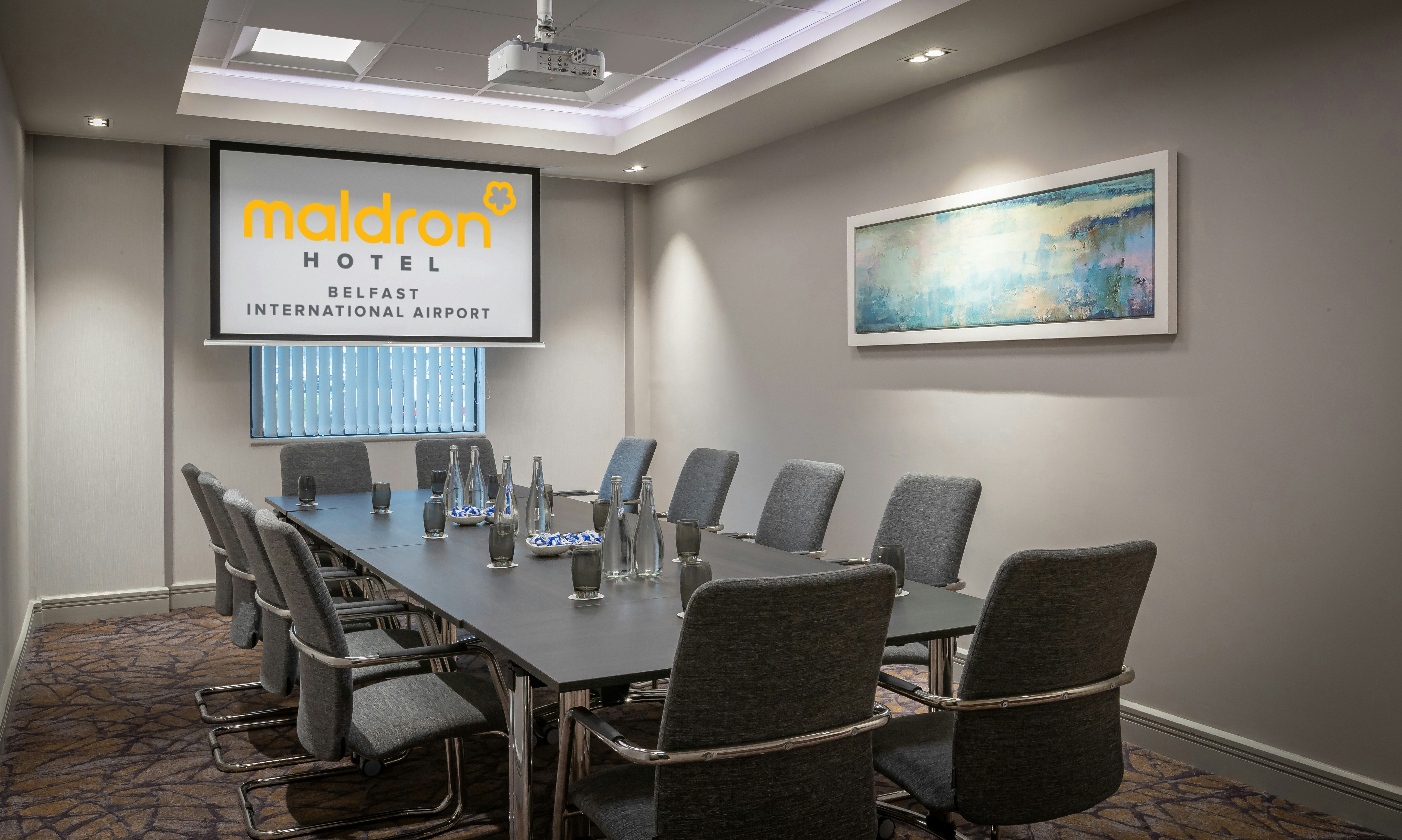 Maldron Hotel Belfast International Airport 29/31