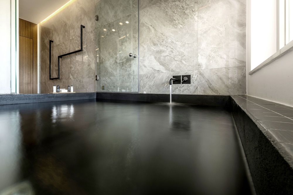 Dyo Suites 24/50
