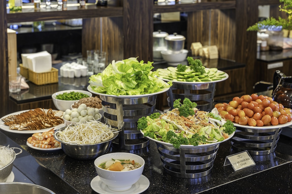 Minh Chien Hotel 73/100