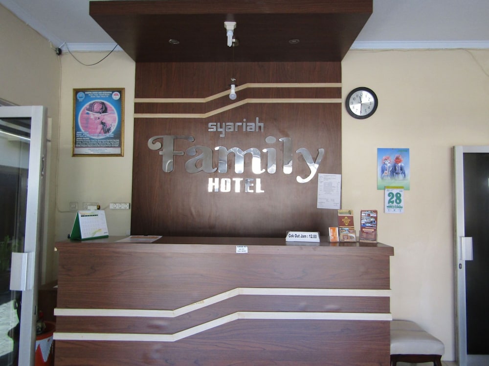 Hotel Family Syariah 1 by ZUZU 5/26