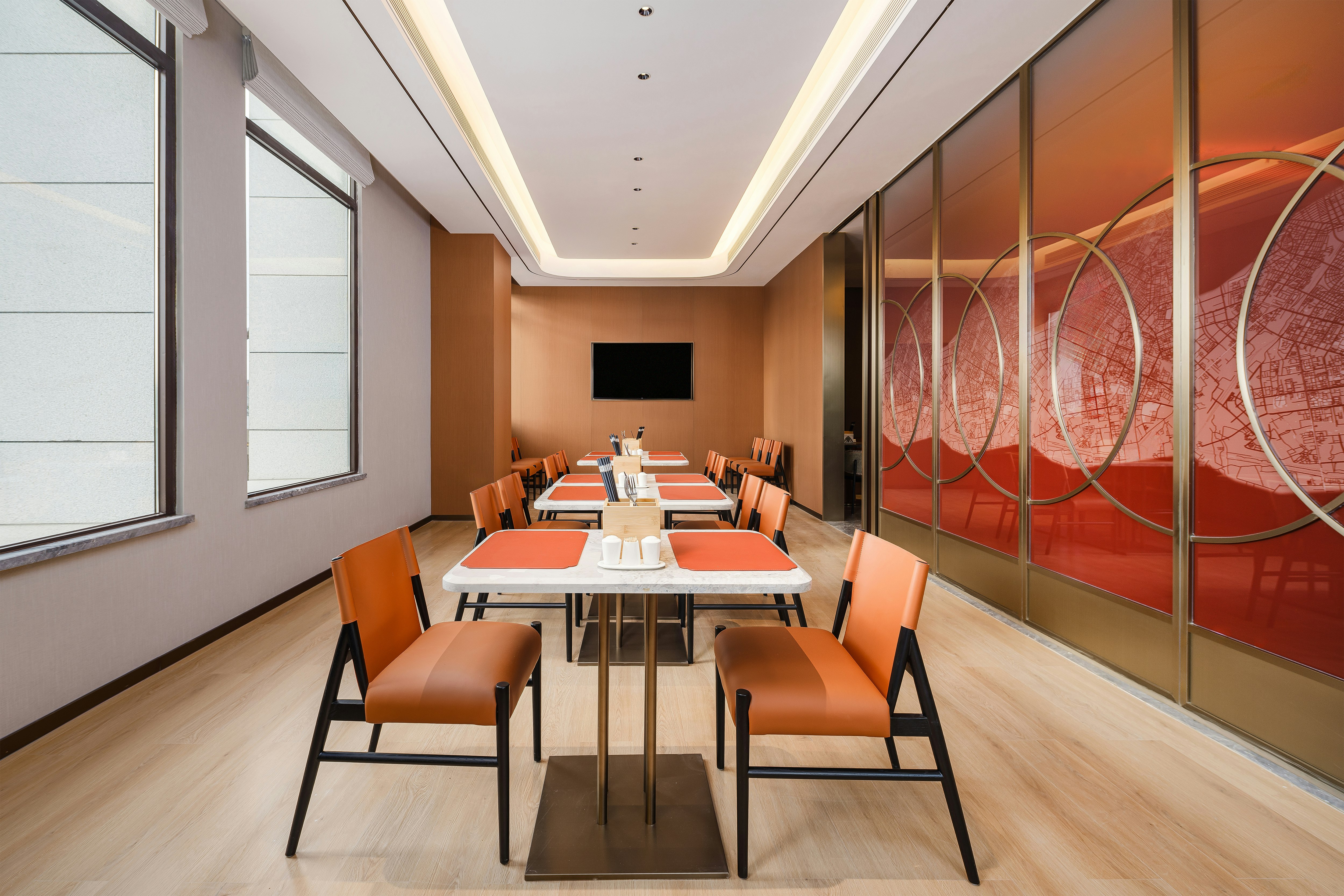 Hilton Garden Inn Xinyang East Railway Station 30/32
