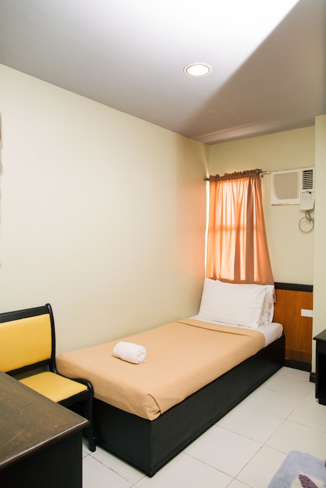 Ati Atihan Festival Hostel And Conference Center 12/37