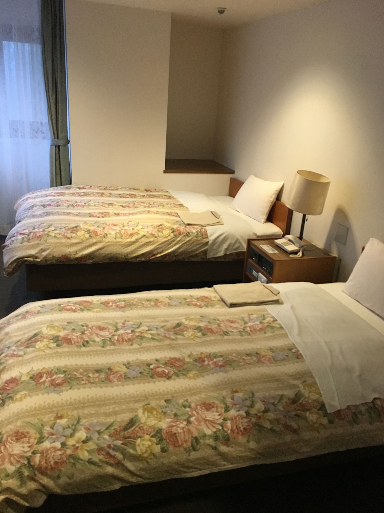 ROOM, TRIPLE