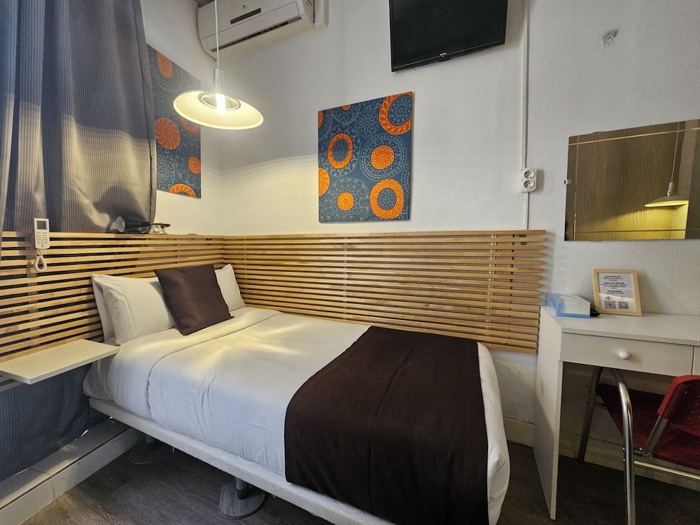 Hotel Palermo 8/44