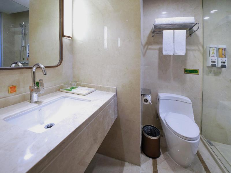 Vienna International Hotel (Slender lake Dongguan Street Ancient Canal) 38/38