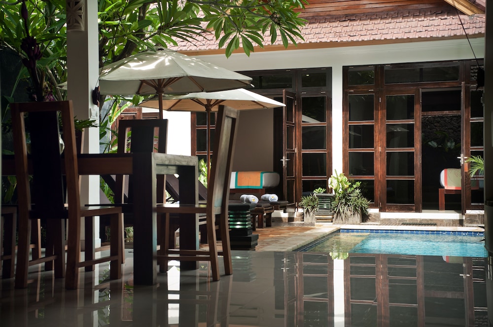 Villa Teman Lovina 32/35