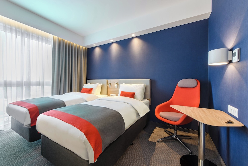 غرفة قياسية بسرير فردي، Holiday Inn Express Lublin 3/6