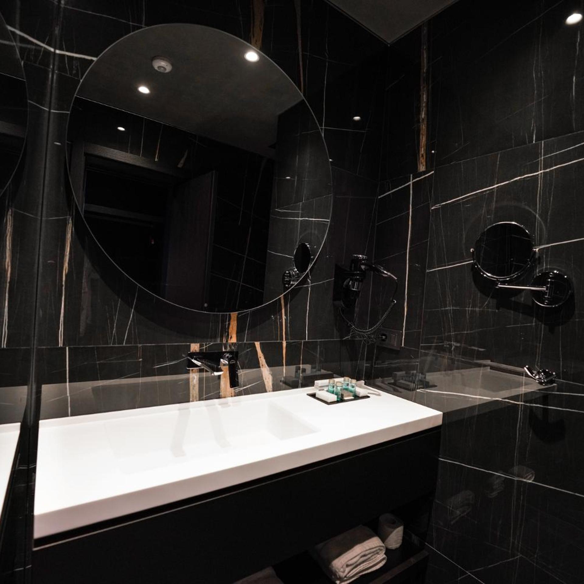 The Central View Boutique Hotel 54/58