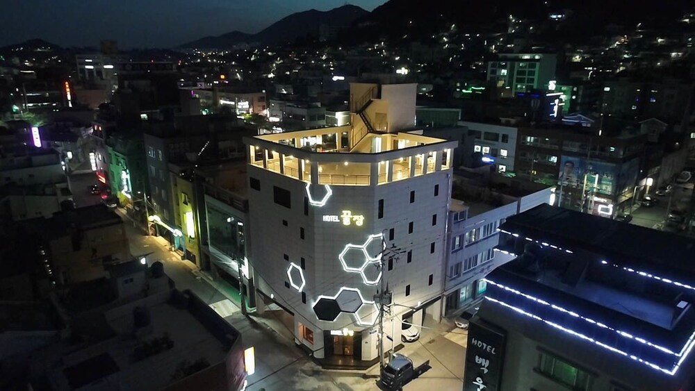 Hotel Ggulzam 1/50