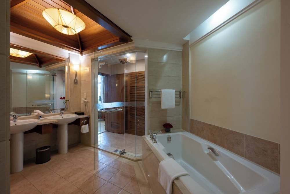 Hillview Golf Resort Dongguan 56/56