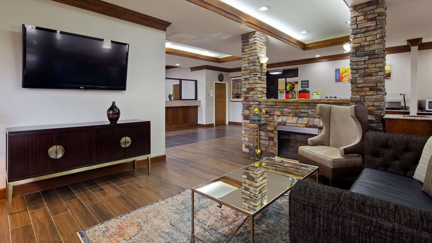 Best Western Inn & Suites Byron 7/10