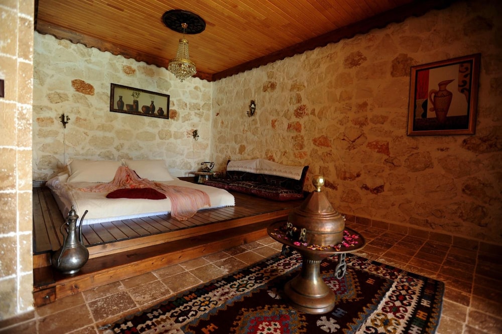 Likya Yolu Palas Hotel 48/49
