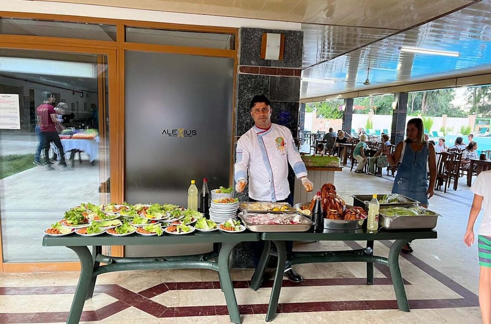 Alexius Beach Hotel 14/20
